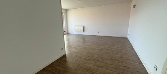 2 bedrooms Apartment in Roubaix, France No. 152923 5