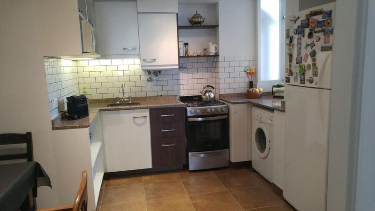 Apartamento de 3 dormitorios en Palermo, Argentina No. 72327