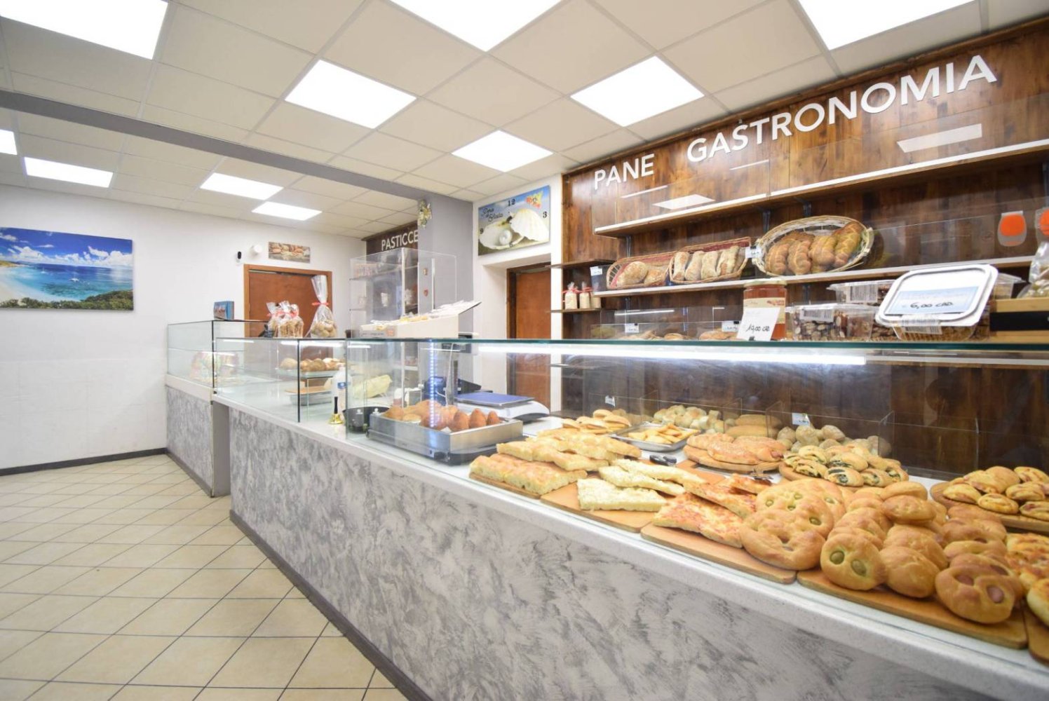 1 room Commercial property in Brugherio, Italy No. 90434