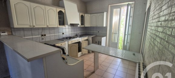 4 chambres Appartement à Salon-de-Provence, France No. 283891 6