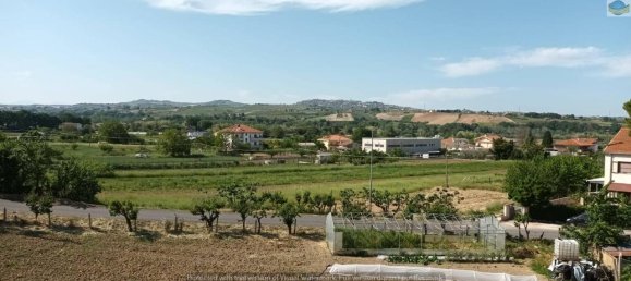 Villa de 4 divisões em Collecorvino, Italy N.º 164193 24