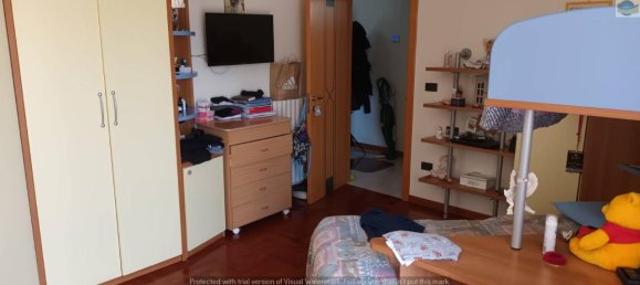 Villa de 4 divisões em Collecorvino, Italy N.º 164193 12