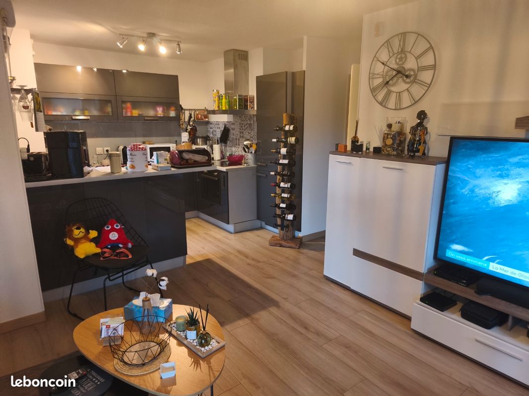 2 bedrooms Apartment in Colomiers, France No. 341733