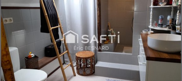 3 bedrooms House in Avoine, France No. 225045 13