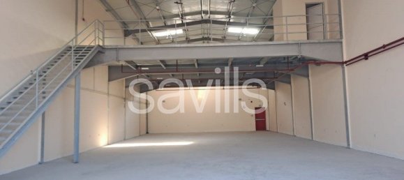 1579.3m² Warehouse in Al Sajaa, UAE No. 14009 8