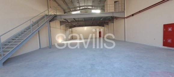 1579.3m² Warehouse in Al Sajaa, UAE No. 14009 7