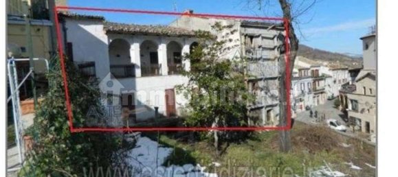  Castillos de 4 dormitorios en Castelli, Italy No. 272768 3