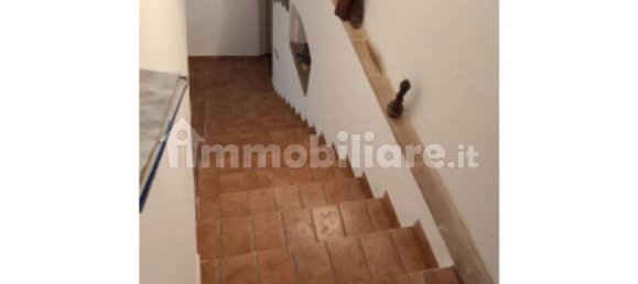 Apartamento de 3 dormitorios en Spoleto, Italy No. 353579 2
