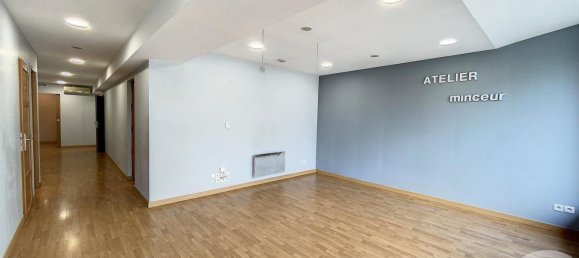 Apartamento de 7 dormitorios en Joue-les-Tours, France No. 88988 2
