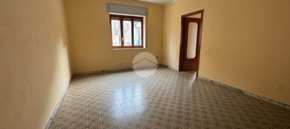 3 rooms Apartment in Marano di Napoli, Italy No. 15313 6