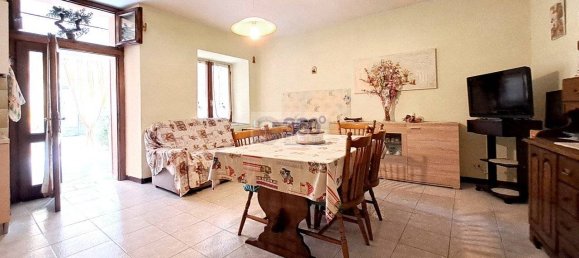 3 غرف نوم منزل في Provaglio d'Iseo, Italy رقم 75200 7