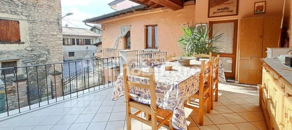 3 غرف نوم منزل في Provaglio d'Iseo, Italy رقم 75200 23