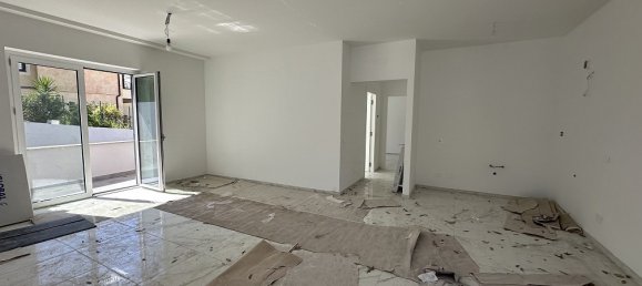 2 bedrooms House in Manziana, Italy No. 18221 4