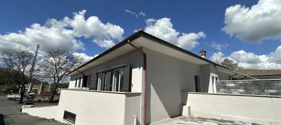 2 bedrooms House in Manziana, Italy No. 18221 9