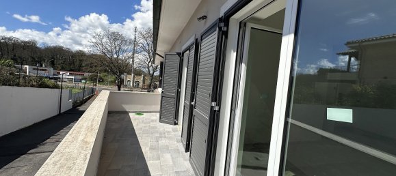 2 bedrooms House in Manziana, Italy No. 18221 3