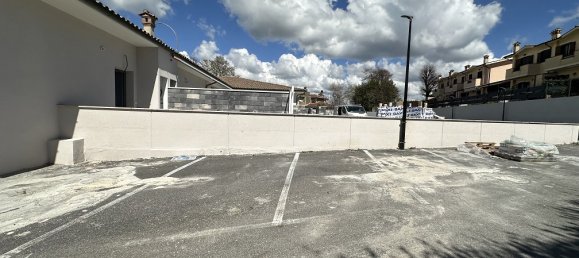 2 bedrooms House in Manziana, Italy No. 18221 10