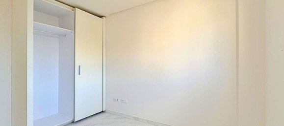 Apartamento T2 em Alicante, Spain N.º 189899 22