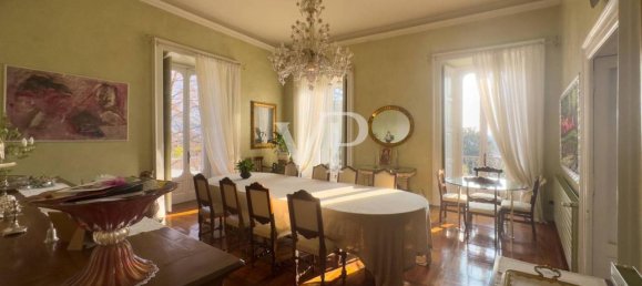 Villa de 40 divisões em Erba, Italy N.º 32300 14