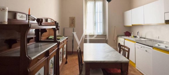 Villa de 40 divisões em Erba, Italy N.º 32300 6