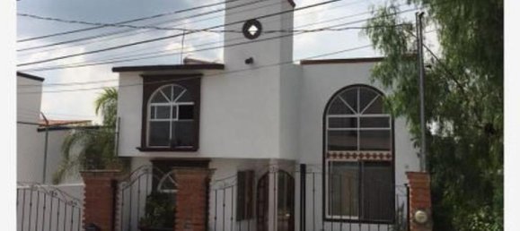 3 bedrooms House in Queretaro, Mexico No. 178924 2