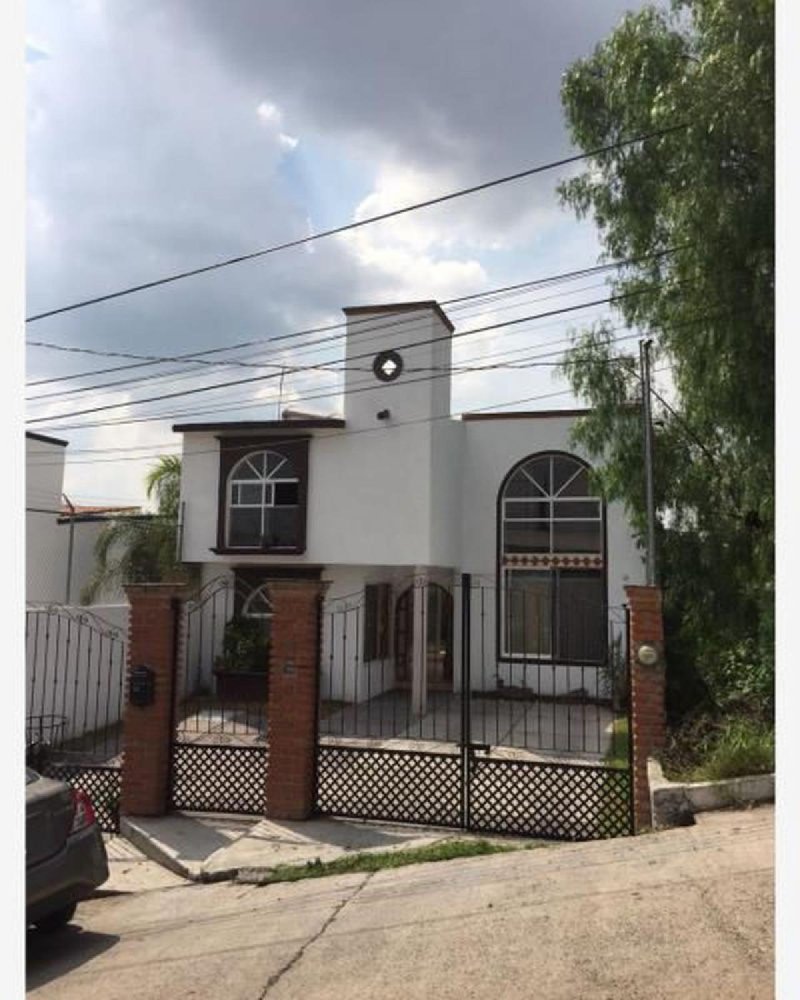 3 bedrooms House in Queretaro, Mexico No. 178924