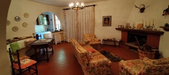 Вилла с 5 комнатами в Марлиана, Италия № 82022 3