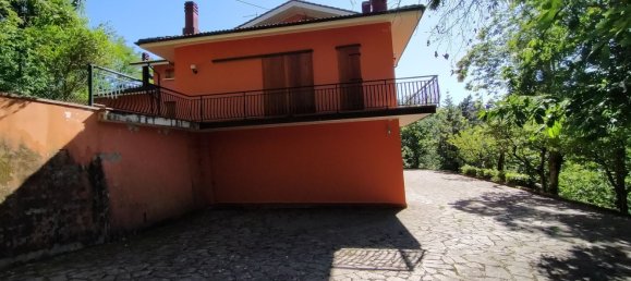 Вилла с 5 комнатами в Марлиана, Италия № 82022 4