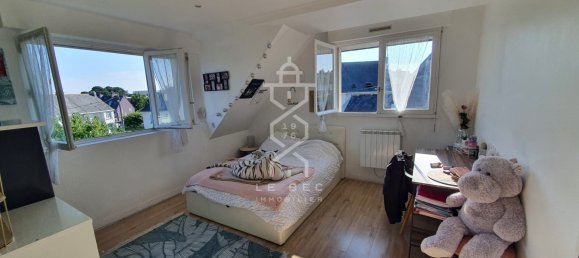 6 bedrooms Townhouse in Lanester, France No. 99832 5