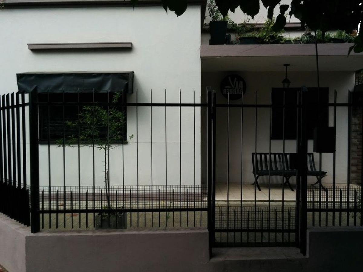 2 chambres Maison à Tres de Febrero, Argentina No. 55861