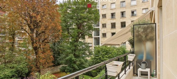 2 bedrooms Duplex in Paris, France No. 175356 3