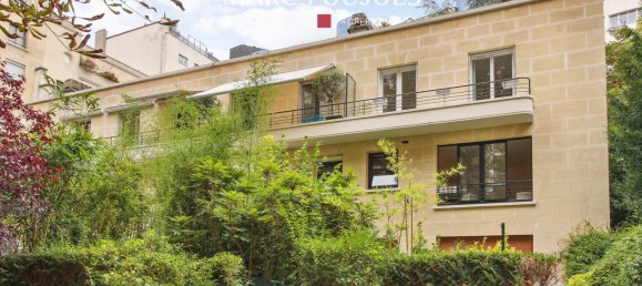 2 bedrooms Duplex in Paris, France No. 175356 5