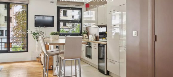 2 bedrooms Duplex in Paris, France No. 175356 11