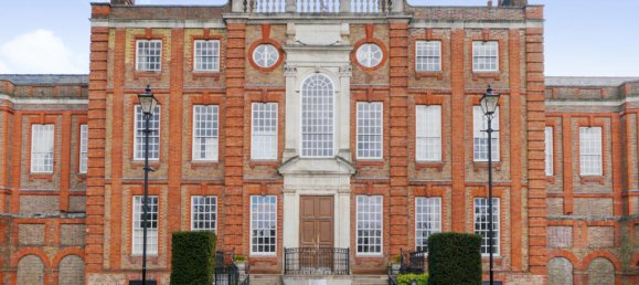 3 bedrooms Apartment in London, United Kingdom No. 8997 3