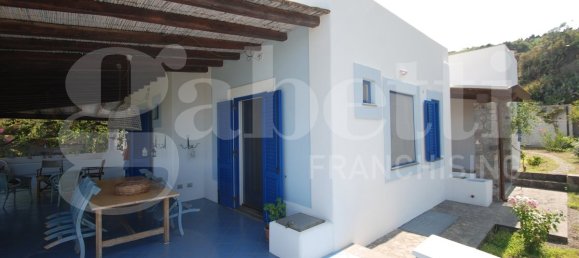 3 غرف نوم فيلا في Lipari, Italy رقم 76018 54