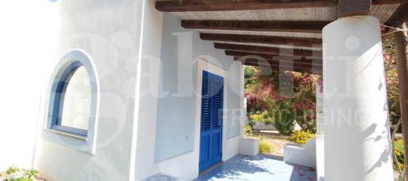 3 غرف نوم فيلا في Lipari, Italy رقم 76018 113