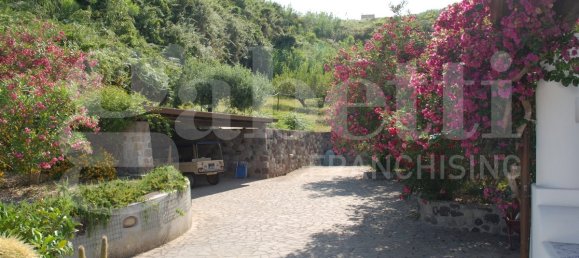3 غرف نوم فيلا في Lipari, Italy رقم 76018 13