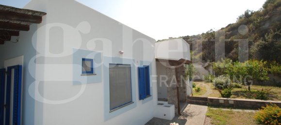 3 غرف نوم فيلا في Lipari, Italy رقم 76018 71