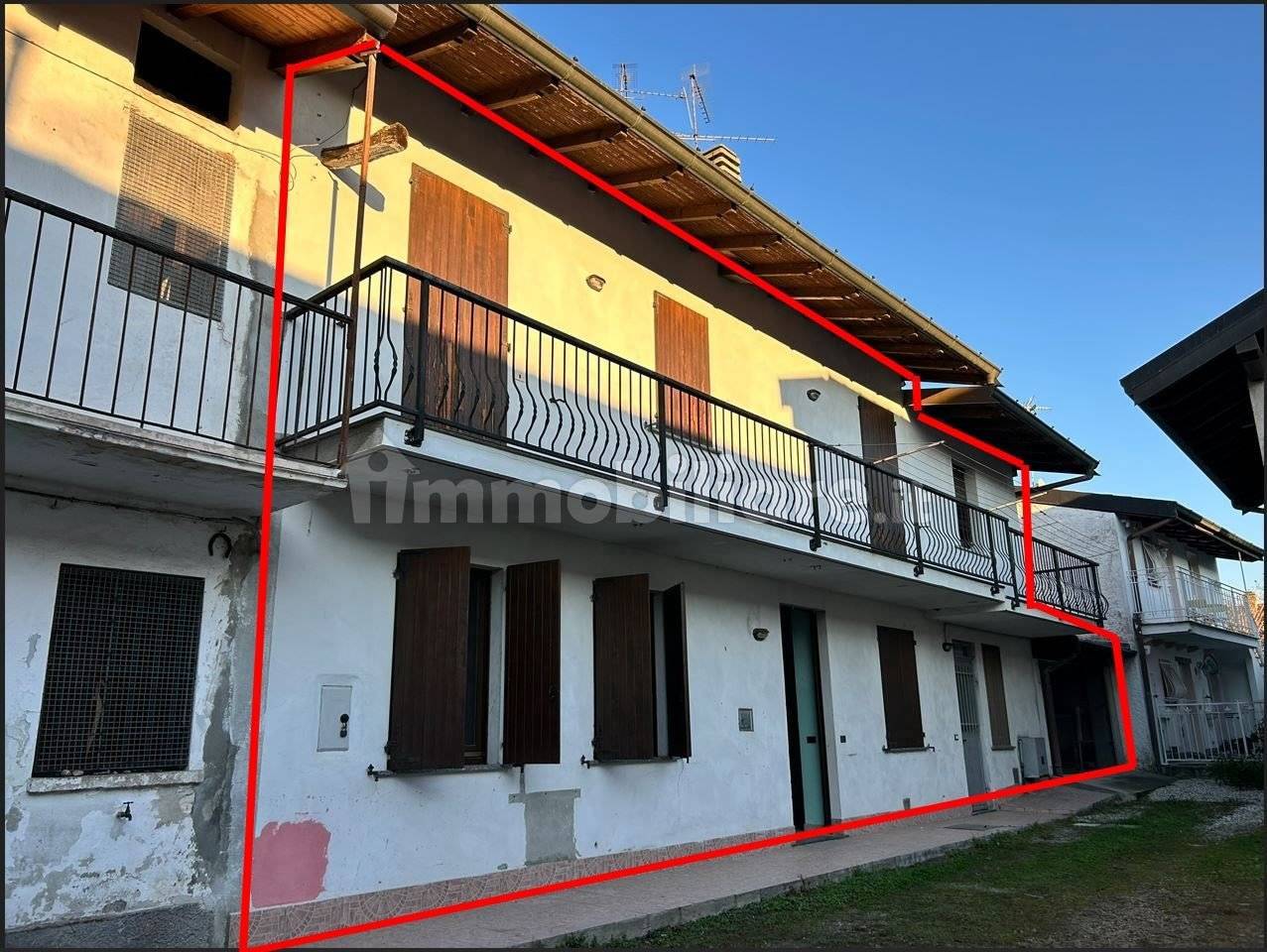 3-Zimmer Wohnung in Somma Lombardo, Italy, Nr. 359346