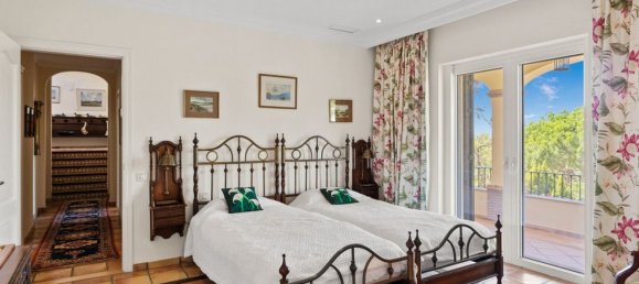 4 bedrooms House in Malaga, Spain No. 107245 7