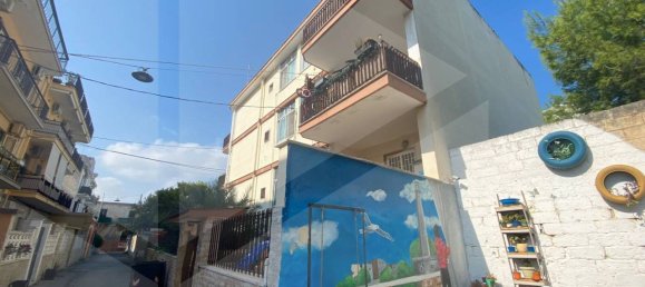 Квартира с 2 комнатами в Бари, Италия № 32843 19