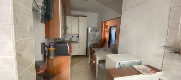 Квартира с 2 комнатами в Бари, Италия № 32843 9