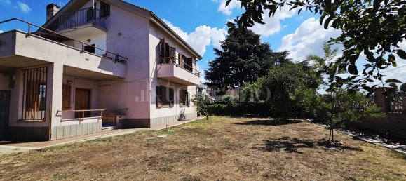 Villa de 8 divisões em Ardea, Italy N.º 261056 2