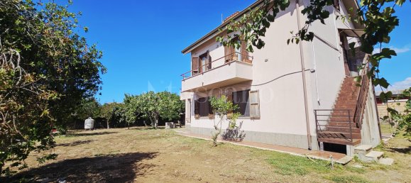 Villa de 8 divisões em Ardea, Italy N.º 261056 7