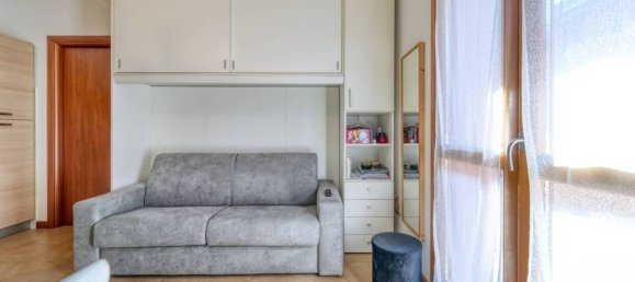 Studio in Cervignano d'Adda, Italy, Nr. 379961 10