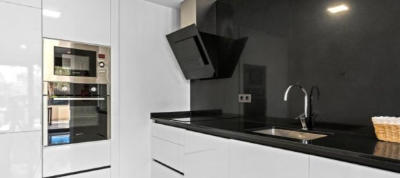 Apartamento de 2 dormitorios en Alicante, Spain No. 177332 11