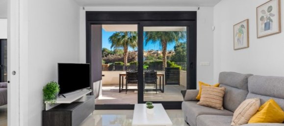 Apartamento de 2 dormitorios en Alicante, Spain No. 177332 3