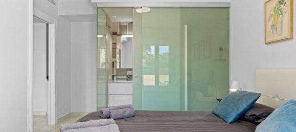 Apartamento de 2 dormitorios en Alicante, Spain No. 177332 8