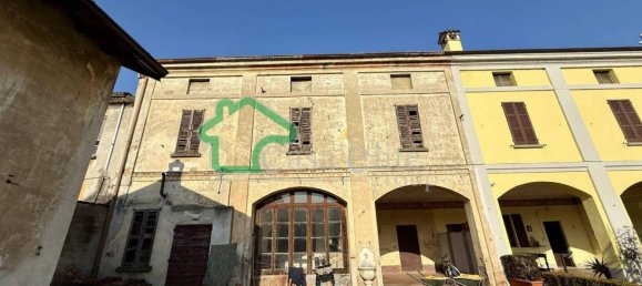 4 Schlafzimmer Villa in Crema, Italy, Nr. 199669 3