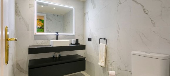 3 bedrooms Penthouse in Marbella, Spain No. 80654 6