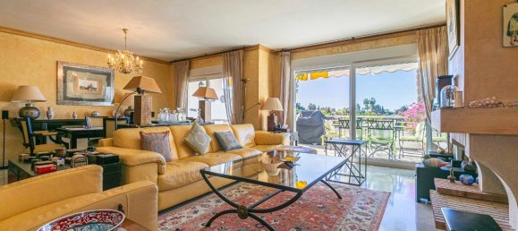 3 bedrooms Penthouse in Marbella, Spain No. 80654 3